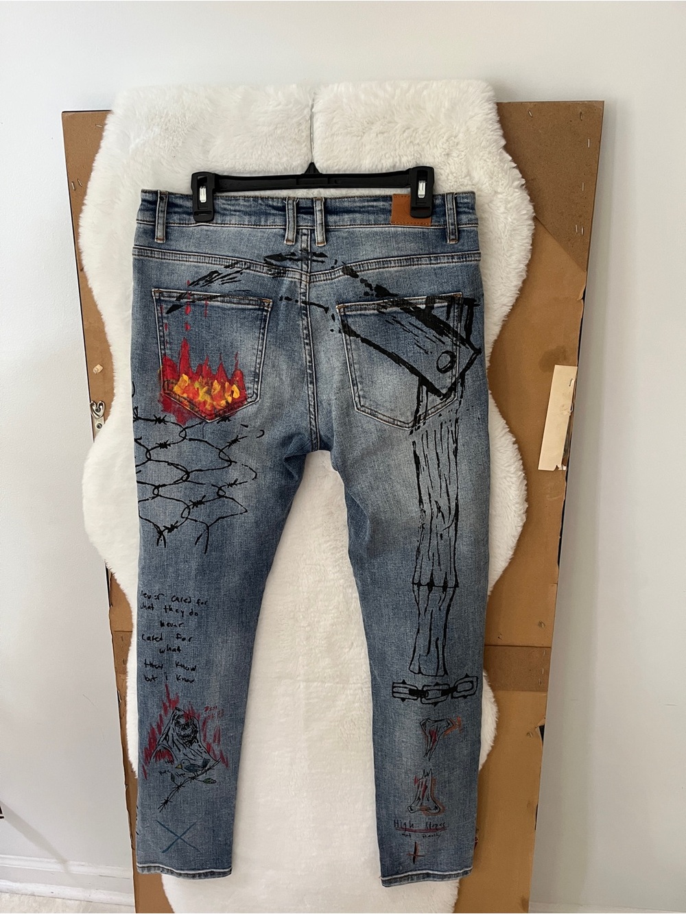 Crysp Denim Graphic Distressed Jeans Size 32 Streetwear Skeleton Barbed Wire - Picture 2 of 4